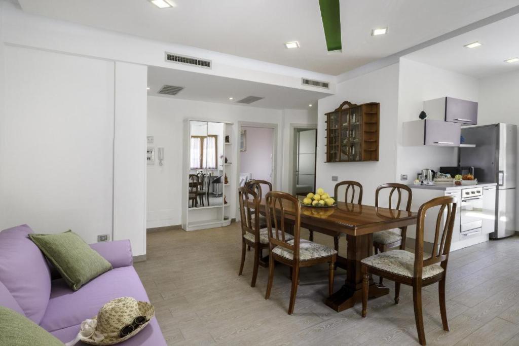 Rose House * Sorrent